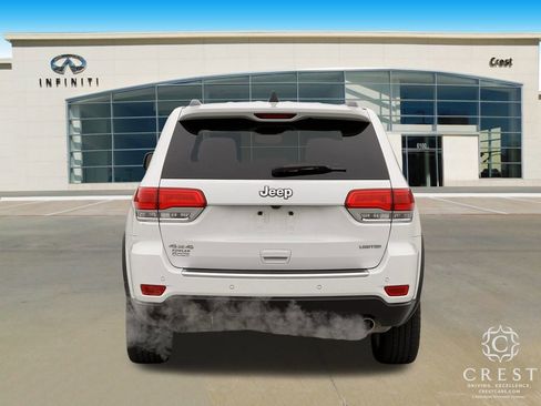 Used 2017 Jeep Grand Cherokee Limited w/ Luxury Group II image 4