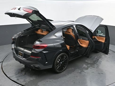 Used 2021 BMW X6 sDrive40i w/ M Sport Package image 55