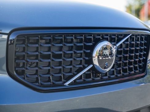 New 2026 Volvo XC40 B5 Ultra w/ Protection Package Premier image 11