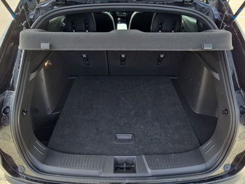 Certified 2025 Chevrolet Trax RS w/ Sunroof Package image 27