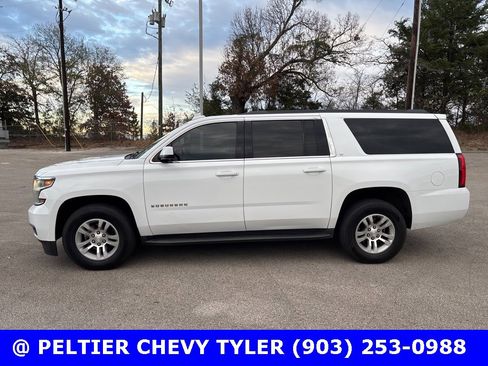 Used 2019 Chevrolet Suburban LT image 4