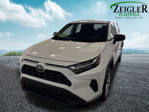 Used 2024 Toyota RAV4 LE image 14