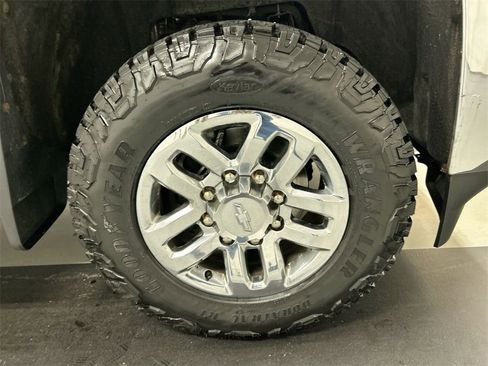 Used 2017 Chevrolet Silverado 2500 LTZ w/ Duramax Plus Package image 8