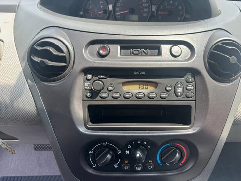 Used 2003 Saturn ION Level 2 w/ Convenience Pkg FWD image 12