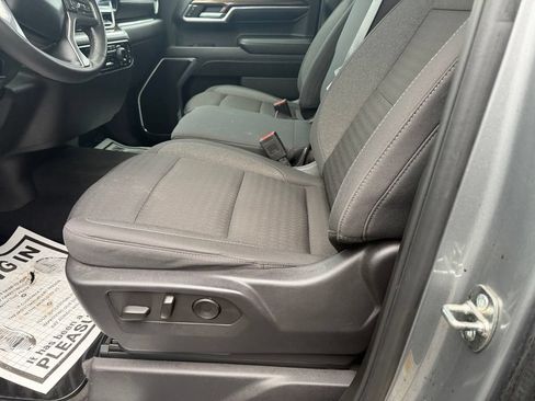 Used 2024 Chevrolet Silverado 1500 LT AWD/4WD image 12