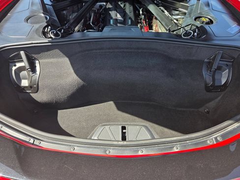 Used 2025 Chevrolet Corvette Stingray Preferred Cpe w/ Z51 Performance Package RWD image 6