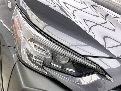 Used 2024 Subaru Outback Premium AWD/4WD image 26
