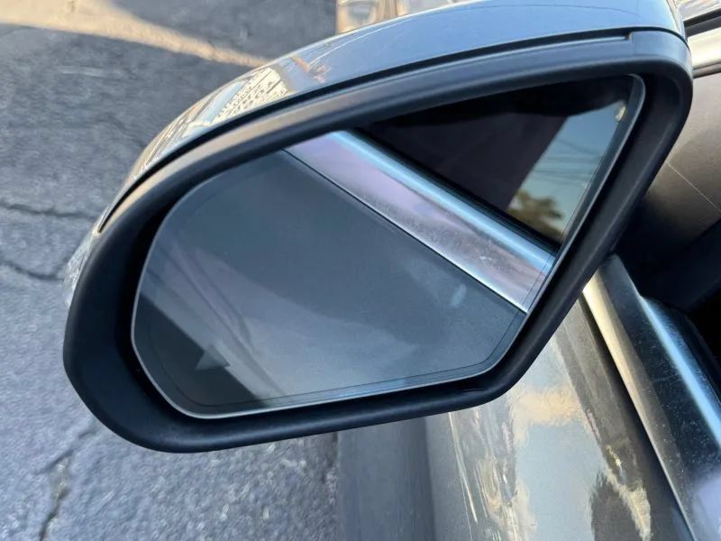 Used 2020 Mercedes-Benz C 300 Sedan image 11