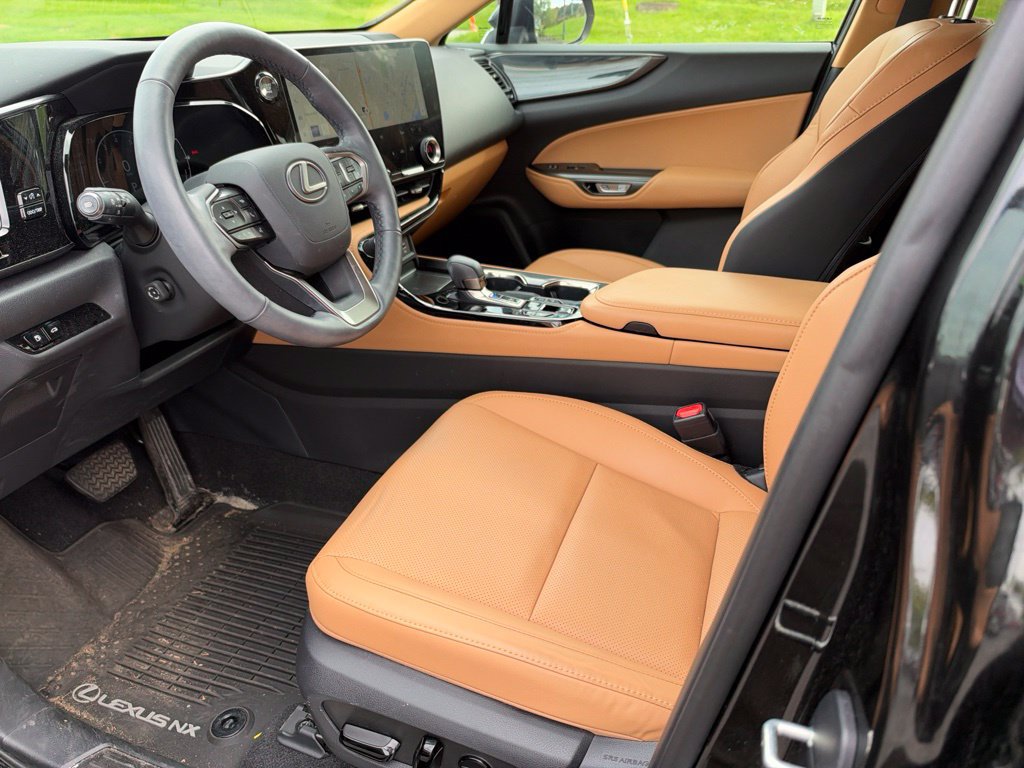 Used 2024 Lexus NX 350 AWD w/ Vision Package image 29