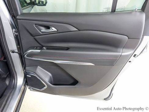 Used 2024 Chevrolet Traverse RS w/ LPO, Floor Liner Package AWD/4WD image 25