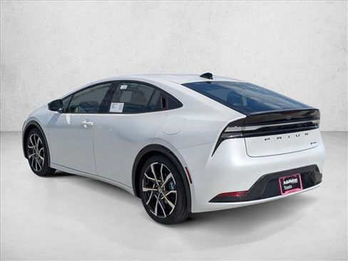 New 2026 Toyota Prius Plug-In Hybrid image 9