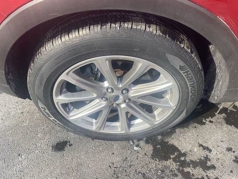 Used 2016 Ford Explorer Limited image 32