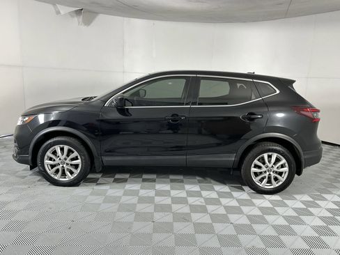 Used 2021 Nissan Rogue Sport S FWD image 5