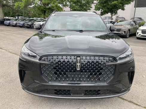 New 2025 Lincoln Aviator Black Label w/ Jet Appearance Package image 12