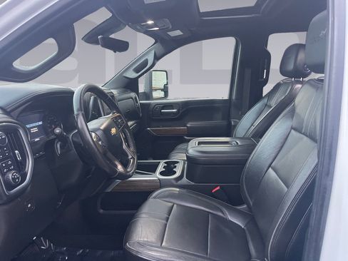 Used 2021 Chevrolet Silverado 3500 High Country w/ Snow Plow Prep/Camper Package image 10