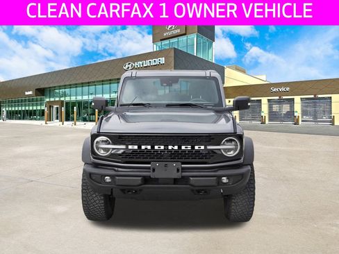 Used 2022 Ford Bronco Wildtrak image 2