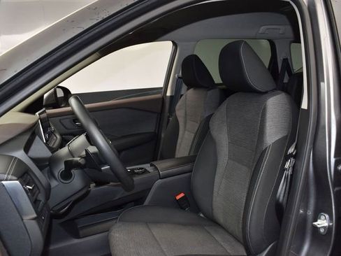 Used 2023 Nissan Rogue SV AWD/4WD image 9