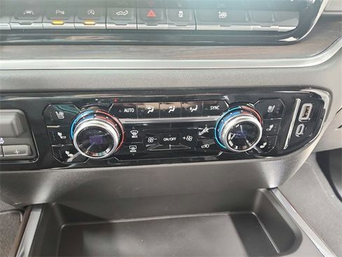 New 2026 GMC Sierra 1500 SLT w/ SLT Premium Plus Package image 32