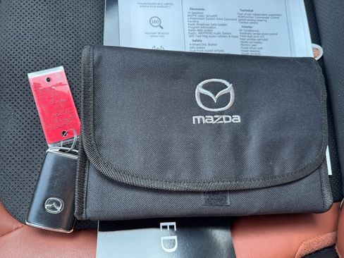 Certified 2024 MAZDA CX-5 Carbon Edition AWD/4WD image 38