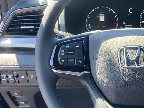 Certified 2026 Honda Odyssey Sport-L image 21