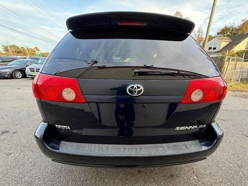Used 2006 Toyota Sienna XLE Limited image 6