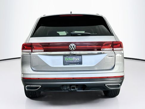 Used 2025 Volkswagen Atlas SE AWD/4WD image 7