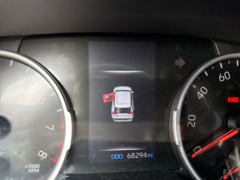 Used 2021 Toyota RAV4 XLE image 7