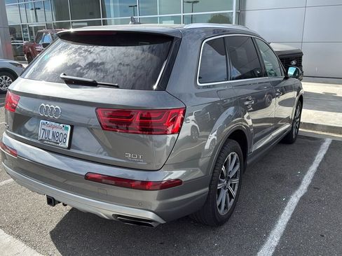 Used 2017 Audi Q7 3.0T Premium Plus w/ Premium Plus Package AWD/4WD image 2
