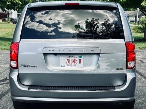 Used 2018 Dodge Grand Caravan SE FWD image 9