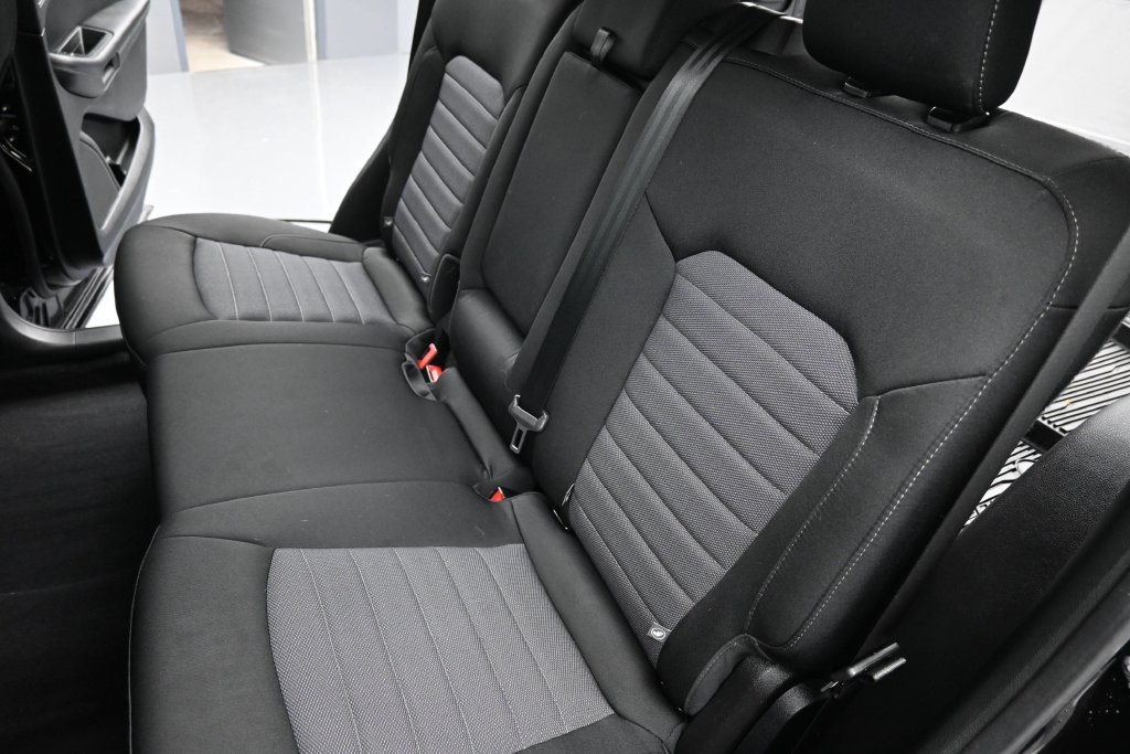Used 2024 Ford Edge SE w/ Black Appearance Package AWD/4WD image 29