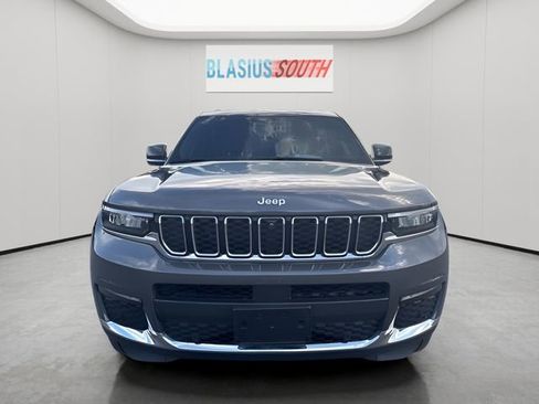 Used 2024 Jeep Grand Cherokee L Limited w/ Luxury Tech Group II image 8