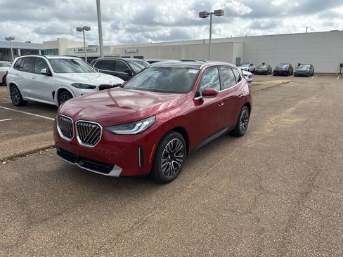 Used 2025 BMW X3 xDrive30i AWD/4WD image 1