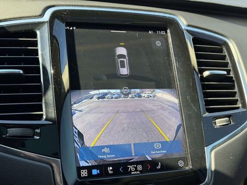 Used 2023 Volvo XC90 B6 Ultimate image 4