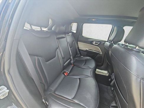Used 2023 Jeep Compass Limited w/ Sun and Sound Group AWD/4WD image 16
