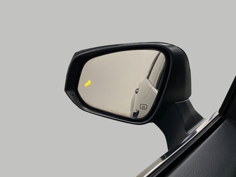 Used 2022 Toyota Highlander Platinum image 21