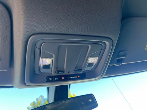 Used 2021 Chevrolet Silverado 1500 RST image 16