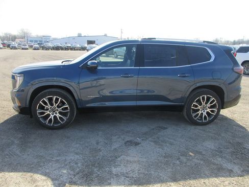 New 2026 GMC Acadia Denali Ultimate AWD/4WD image 7
