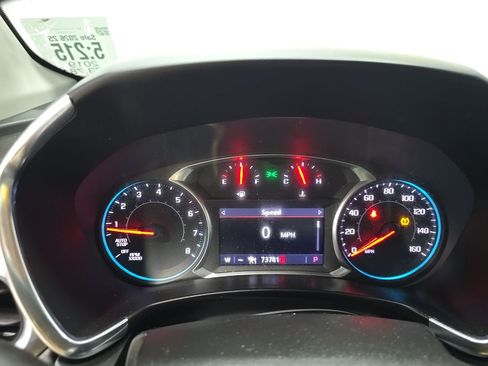 Used 2019 Chevrolet Equinox Premier FWD image 13