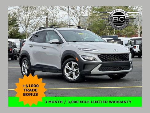 Used 2023 Hyundai Kona SEL AWD/4WD image 1