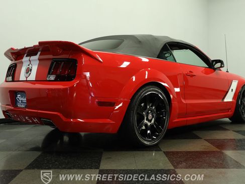 Used 2006 Ford Mustang GT RWD image 26