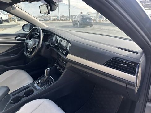 Used 2019 Volkswagen Jetta R-Line image 23
