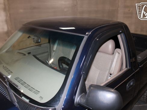 Used 2007 Chevrolet Silverado 1500 W/T RWD image 28