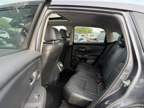 Used 2023 Honda HR-V EX-L image 29