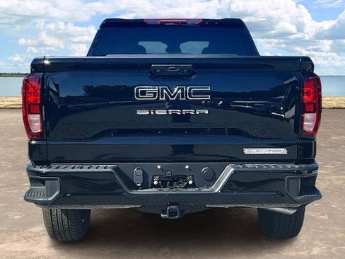 New 2026 GMC Sierra 1500 Elevation image 4