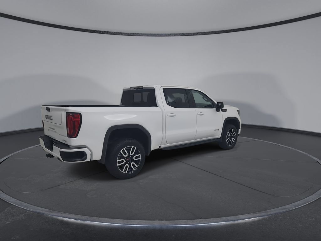 Used 2024 GMC Sierra 1500 AT4 w/ Technology Package AWD/4WD image 17