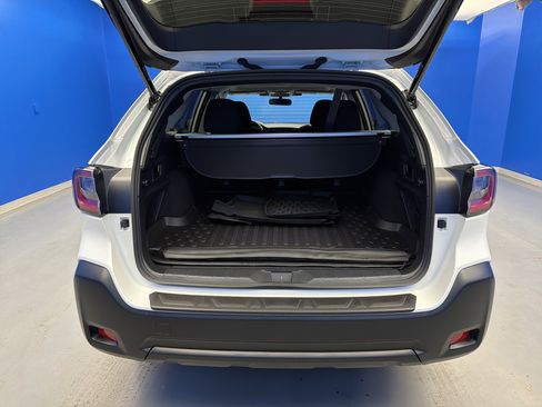 Certified 2025 Subaru Outback Premium image 28