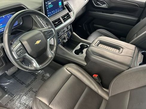 Used 2023 Chevrolet Suburban LT AWD/4WD image 11
