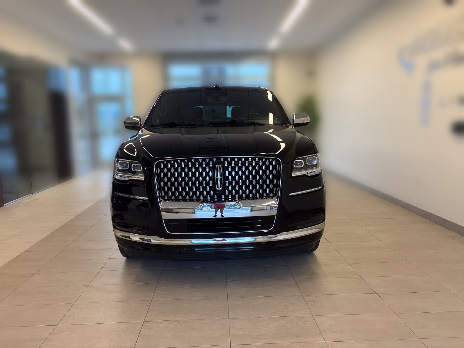 Certified 2024 Lincoln Navigator Black Label AWD/4WD image 5