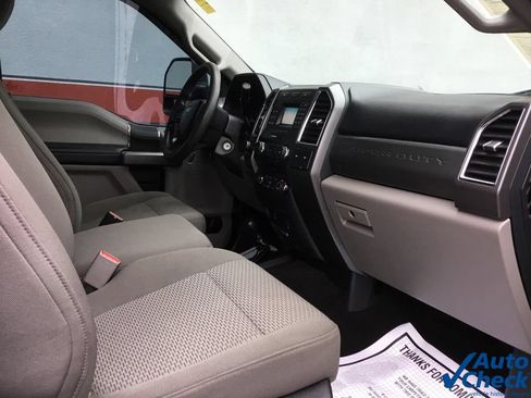 Used 2017 Ford F250 XLT w/ XLT Value Package AWD/4WD image 39