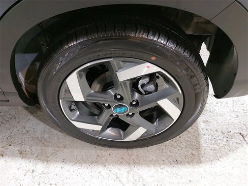New 2026 Hyundai Venue SEL image 31